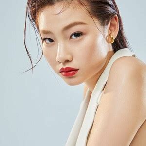 ‘Squid Game’ Star HoYeon Jung Nude & Sexy Collection (41。